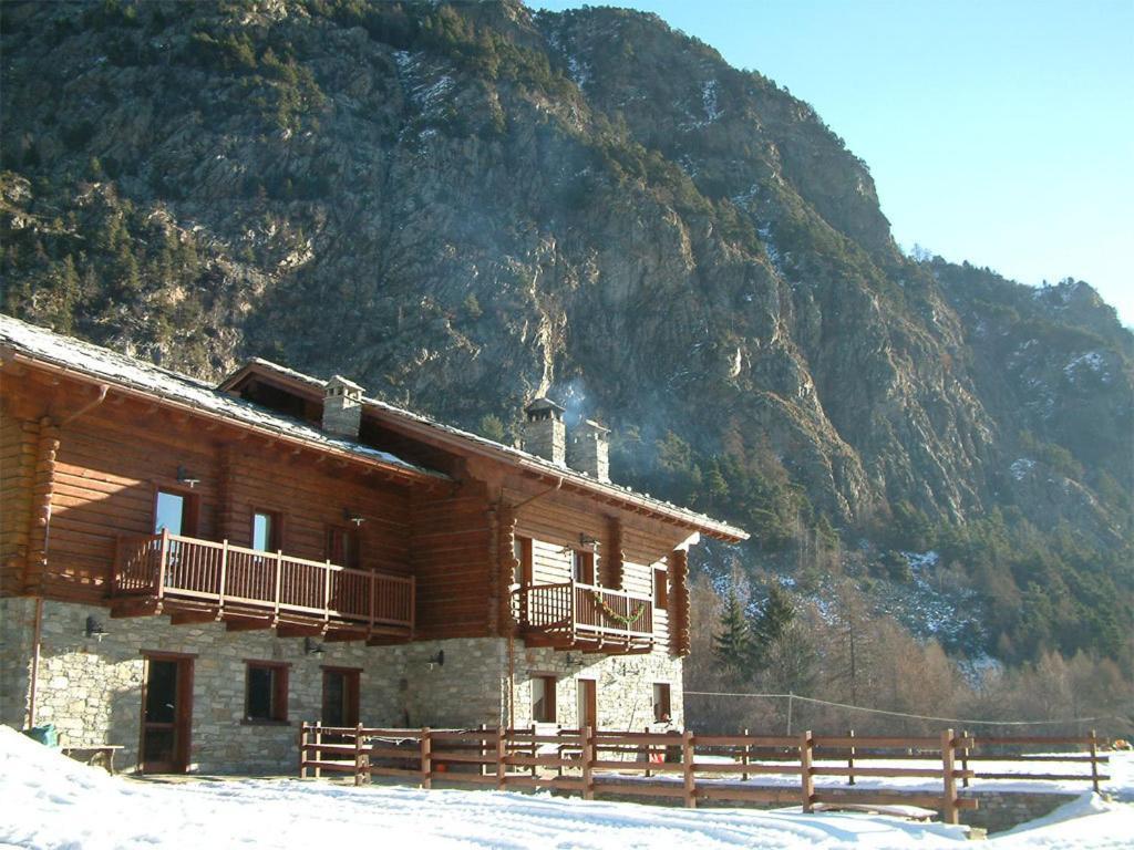 Agriturismo Les Hiboux Brusson Kültér fotó